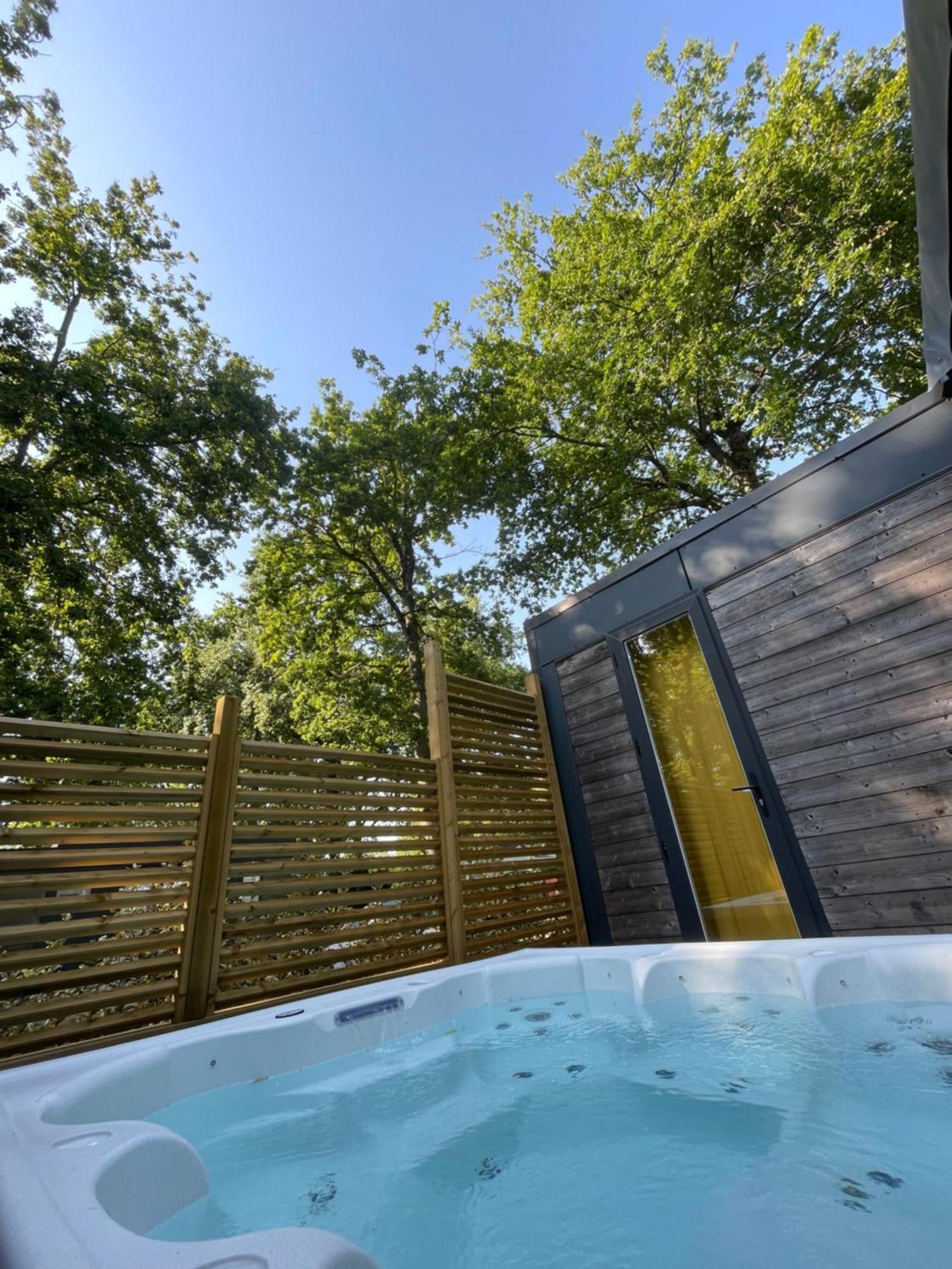 Campsite Chant Des Oiseaux *** Royan